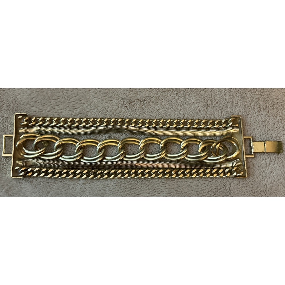 6.5 Inch Goldtone‎ Statement Chunky Bracelet Casual Classy